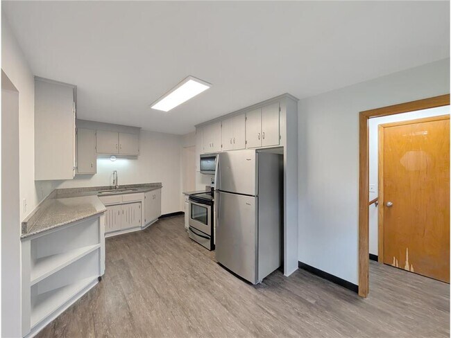 Photo - 5713 Xerxes Ave S