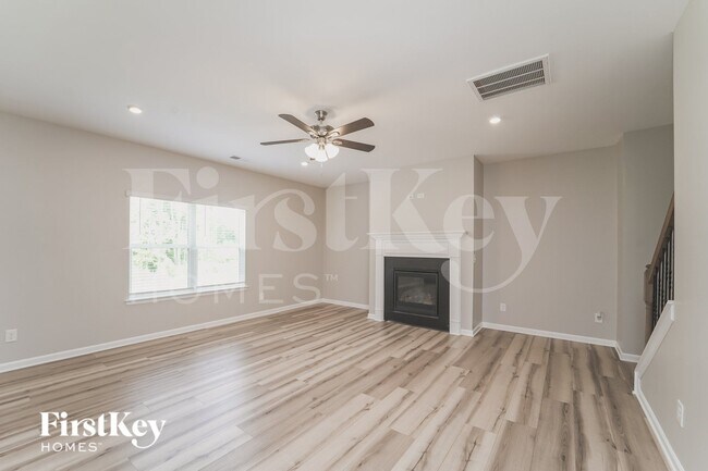 6351 Trinity Xing Cir