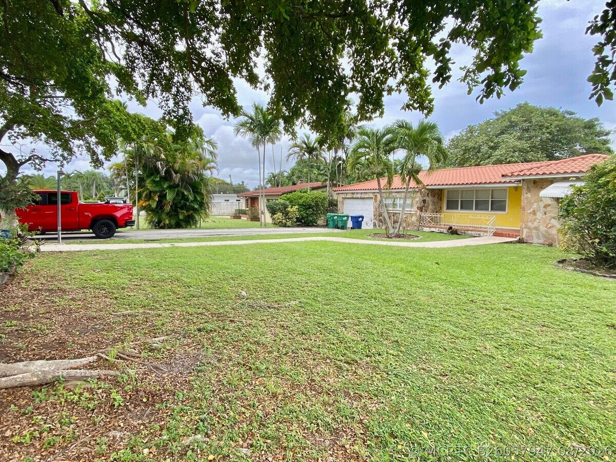 Photo - 14131 NW 3rd Ave