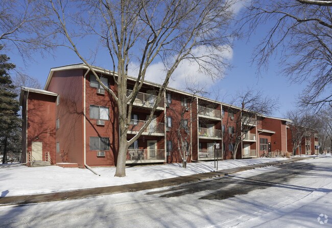Photo - Penn Place Apartments