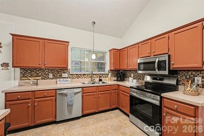 Photo - 13505 Gatestone Ln