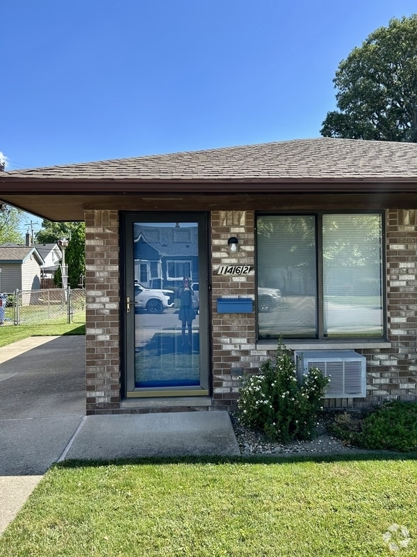 Building Photo - 1462 Euclid St Rental