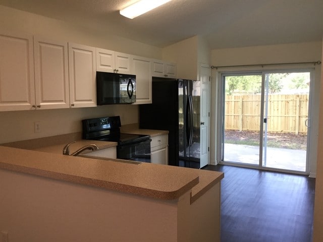 Photo - 7512 Oxford Garden Cir