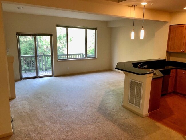 Photo - 3 Bedroom 2.5 Bath Issaquah Townhouse