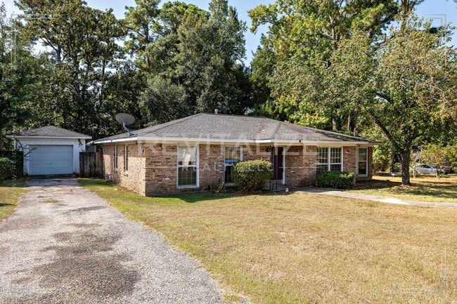 Photo - Beautiful 4 Bed 2 Bath Home in Daphne!!