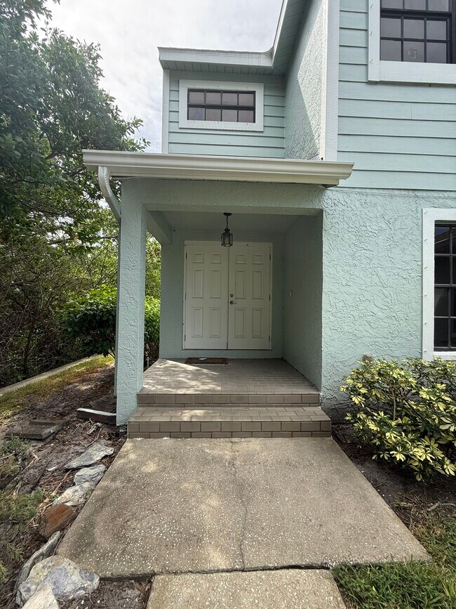 Photo - 1070 Sanibel Ct