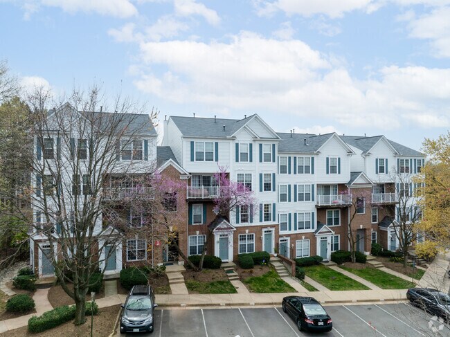 Photo - Gates of Fair Lakes
