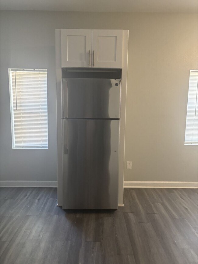 Photo - Cozy Two Bedroom, 1 Bath (Plus Bonus room) Home - Across the Street from the Set at FAMU!