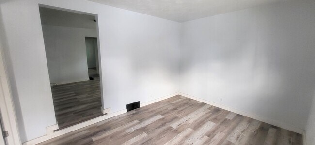 Photo - 1223 Michigan Ave