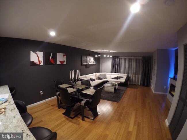 Photo - 10 Breckenridge Pl