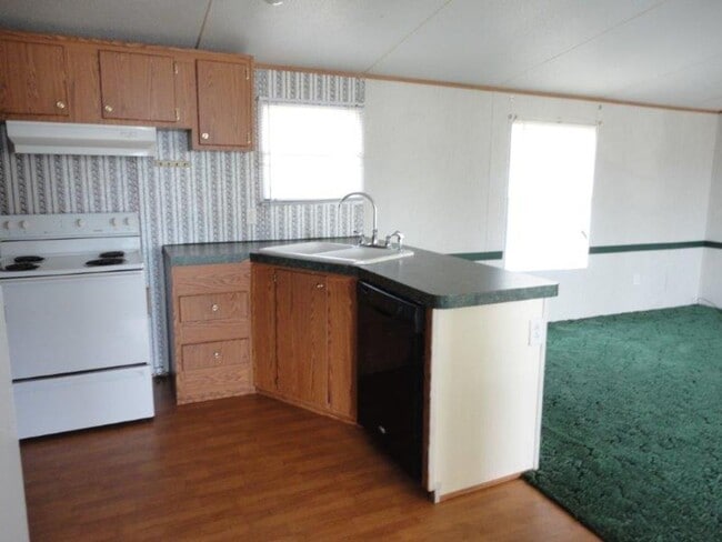 68 Private Rd 1709