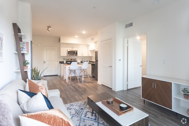 Monte Vista Apartments