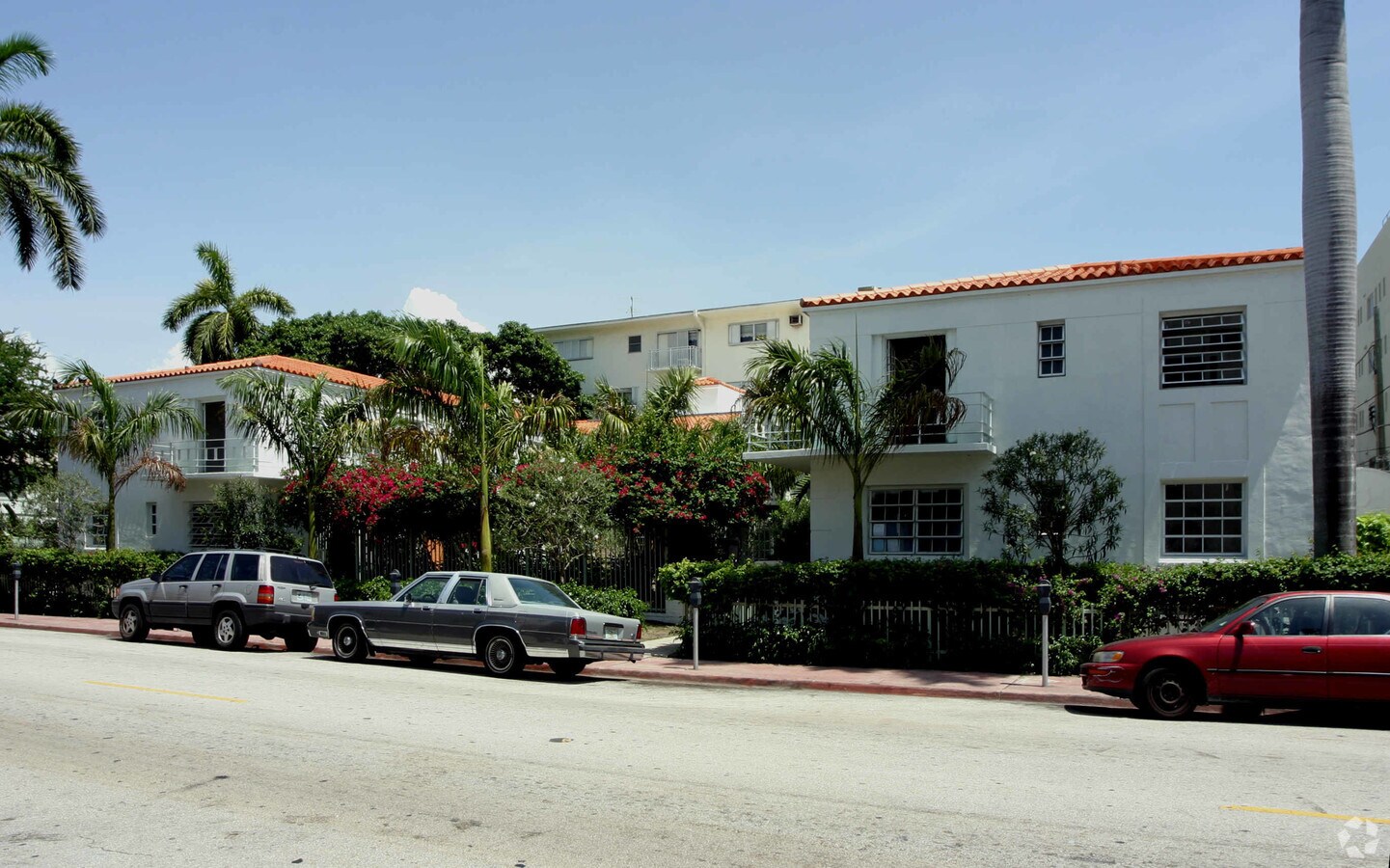 Photo - 439 NE 15th St