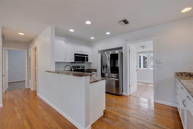 Photo - 2826 54th St S