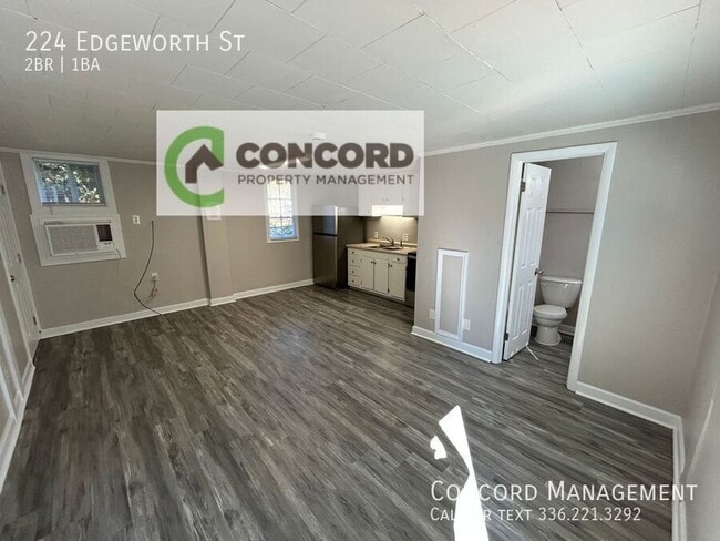 Photo - 224 Edgeworth St