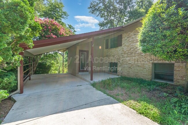Building Photo - 2618 Stirrup Ln Rental