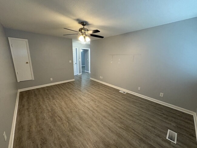Photo - 2 Bed, 2 Bath  *GET YOUR FIRST MONTH FREE* Unidad A