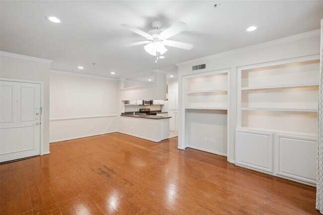 Photo - 2111 Welch St Unidad B122 Rental