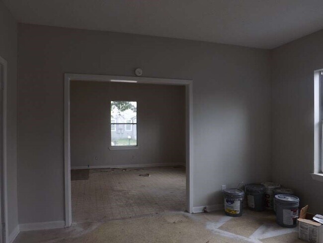 Photo - 7201 Avenue I