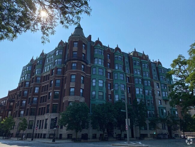 Building Photo - 4 Charlesgate E Unit 103 Rental