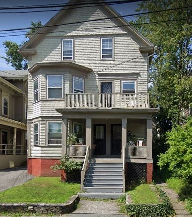 Building Photo - 154 Taber Ave Rental