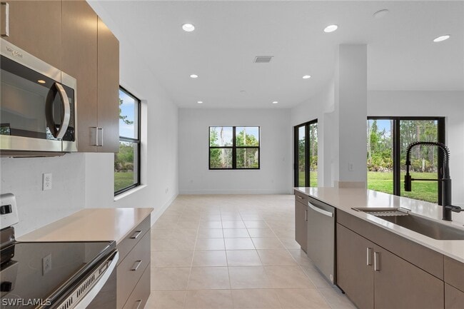 Photo - 5693 Cassidy Ln