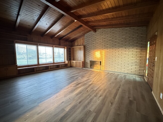 Photo - 13051 Baker Ave