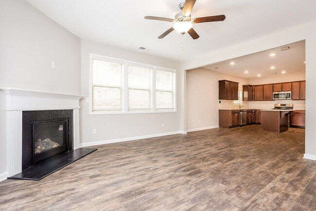 Photo - 387 Lenore Ct Casa