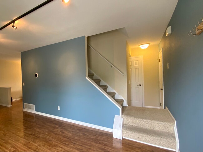 Photo - 10795 Moore St