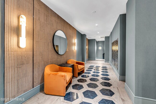 Photo - 527 Bangs Ave Unit 314