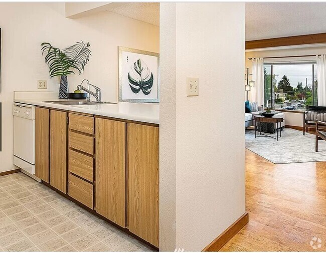Building Photo - 1740 NE 86th St Unit 310 Rental