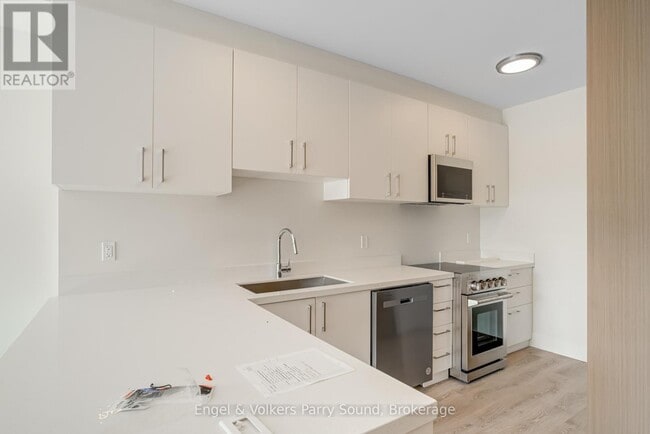 Photo - 51 George St Unité 208