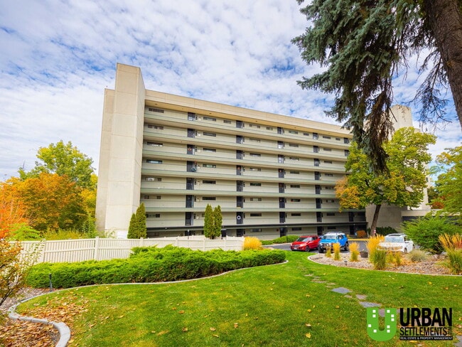 Building Photo - 700 W 7th Ave Unit 305