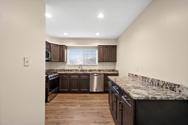 Kitchen - 101 Center Grange Rd Townhome