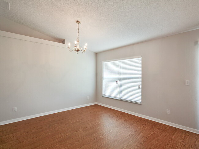 Photo - 11838 Foxglove Dr