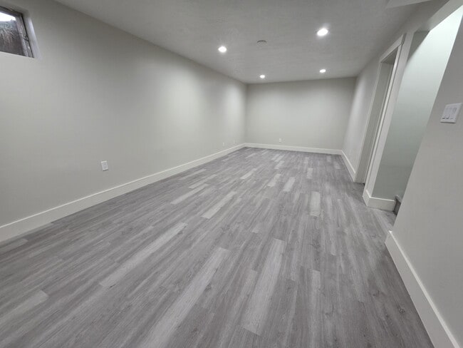 Photo - 1606 W 1960 N