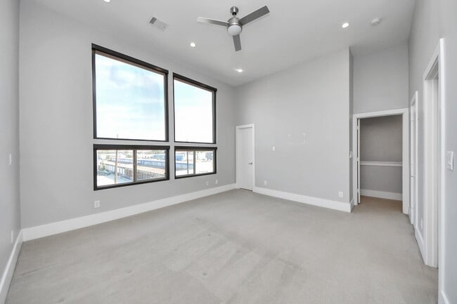 Photo - 3204 Sherman St