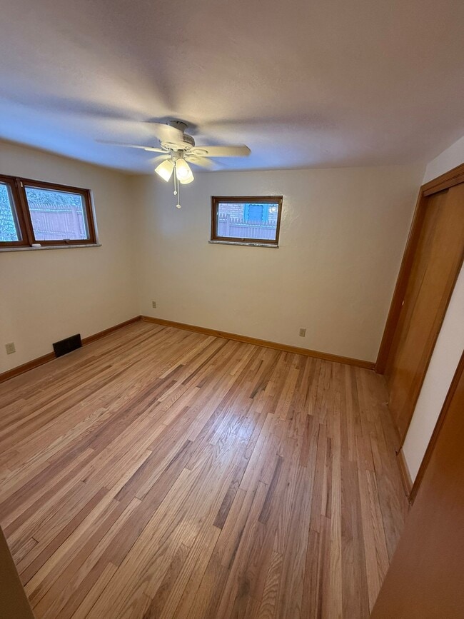 Photo - 112-114 Pauline Pl