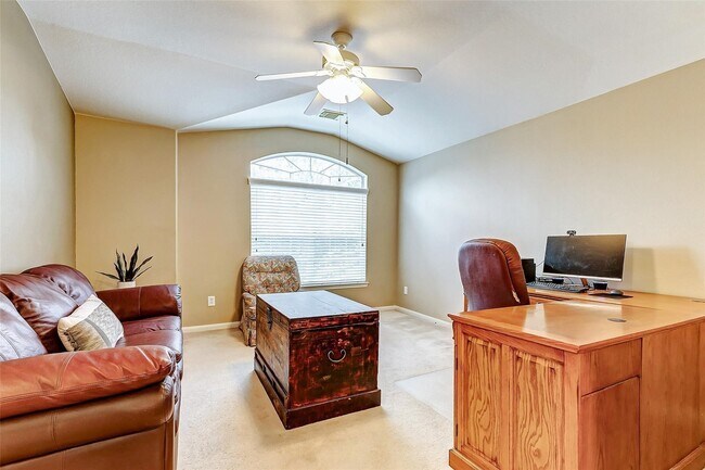 Photo - 6303 Applewood Forest Dr