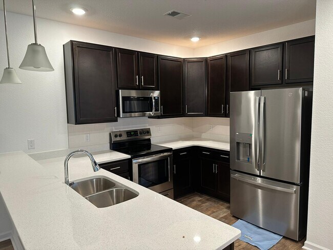 Photo - 1733 Dromolin Dr