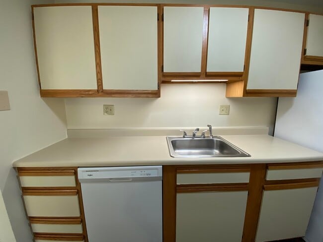 Photo - 143 Eastern Ave Unit 302