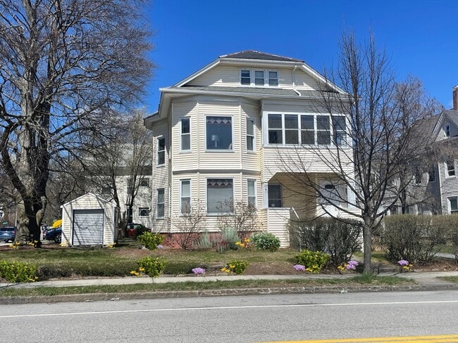 Building Photo - 29 June St Unit 1