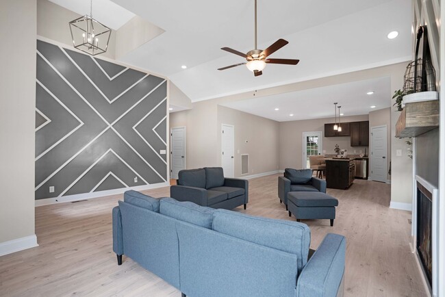 Photo - 3605 Westlake Dr