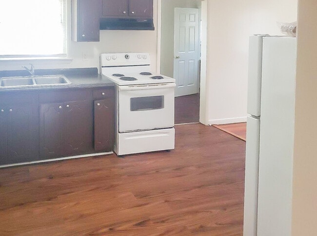 Photo - 2303 Maclin Cir