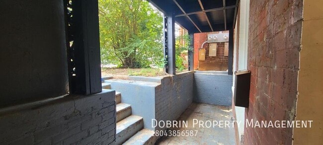 Photo - 106 E Clay St Unit B