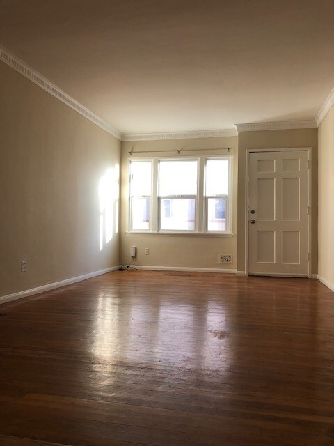Photo - 1740 Carmona Ave Unit 0