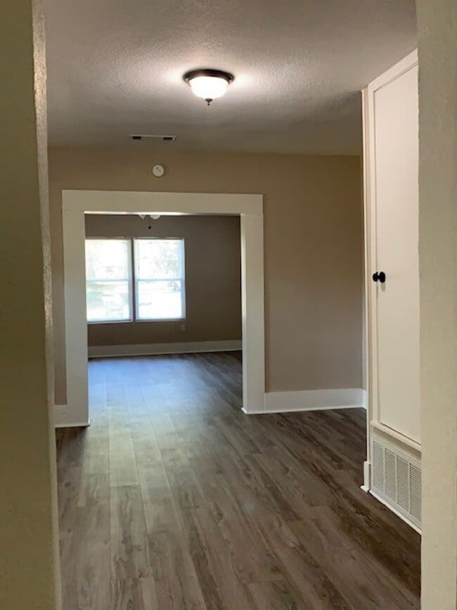 Photo - 1715 Division-***COMING SOON***