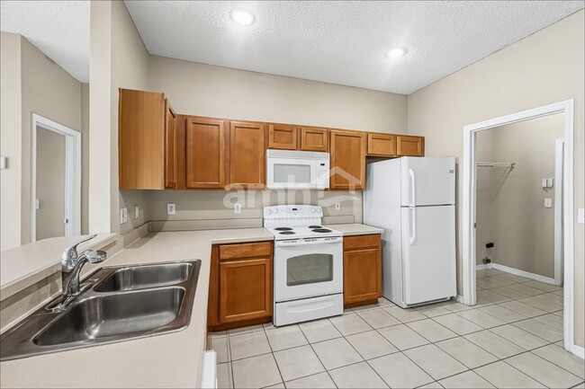 Photo - 4470 Waterside Pointe Cir