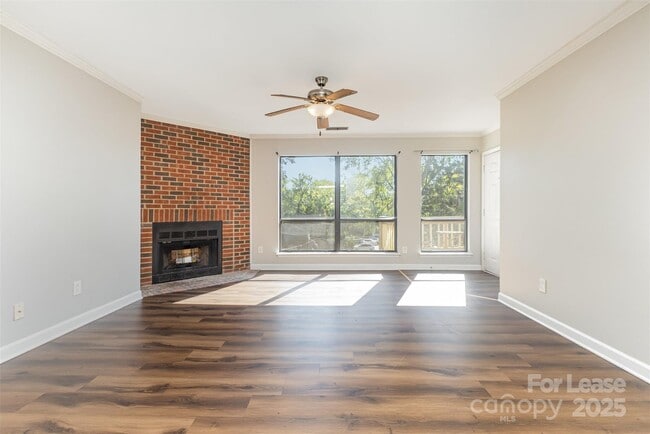 Photo - 1608 Sharon Rd W Unit 46