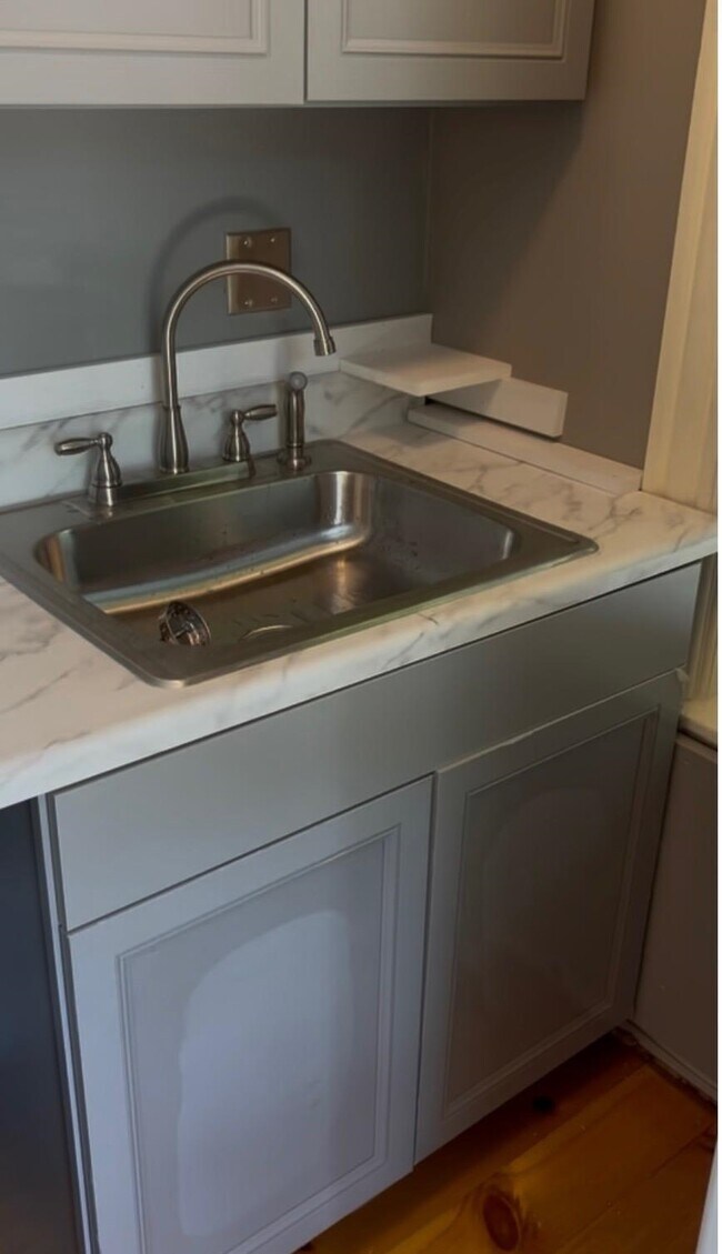 Photo - 113 School St Unidad 2B